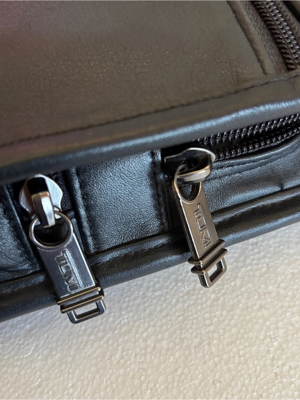 TUMI Alpha Small Black Flap Crossbody Leather  Bag 092105D4 11
